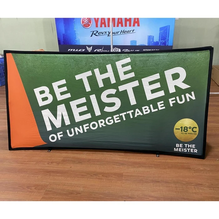 Tiklupin ng isang board