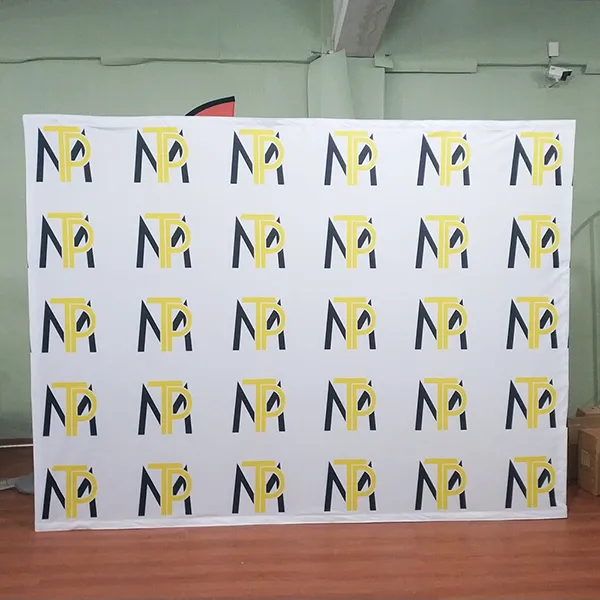 Pop Up Wall Banner